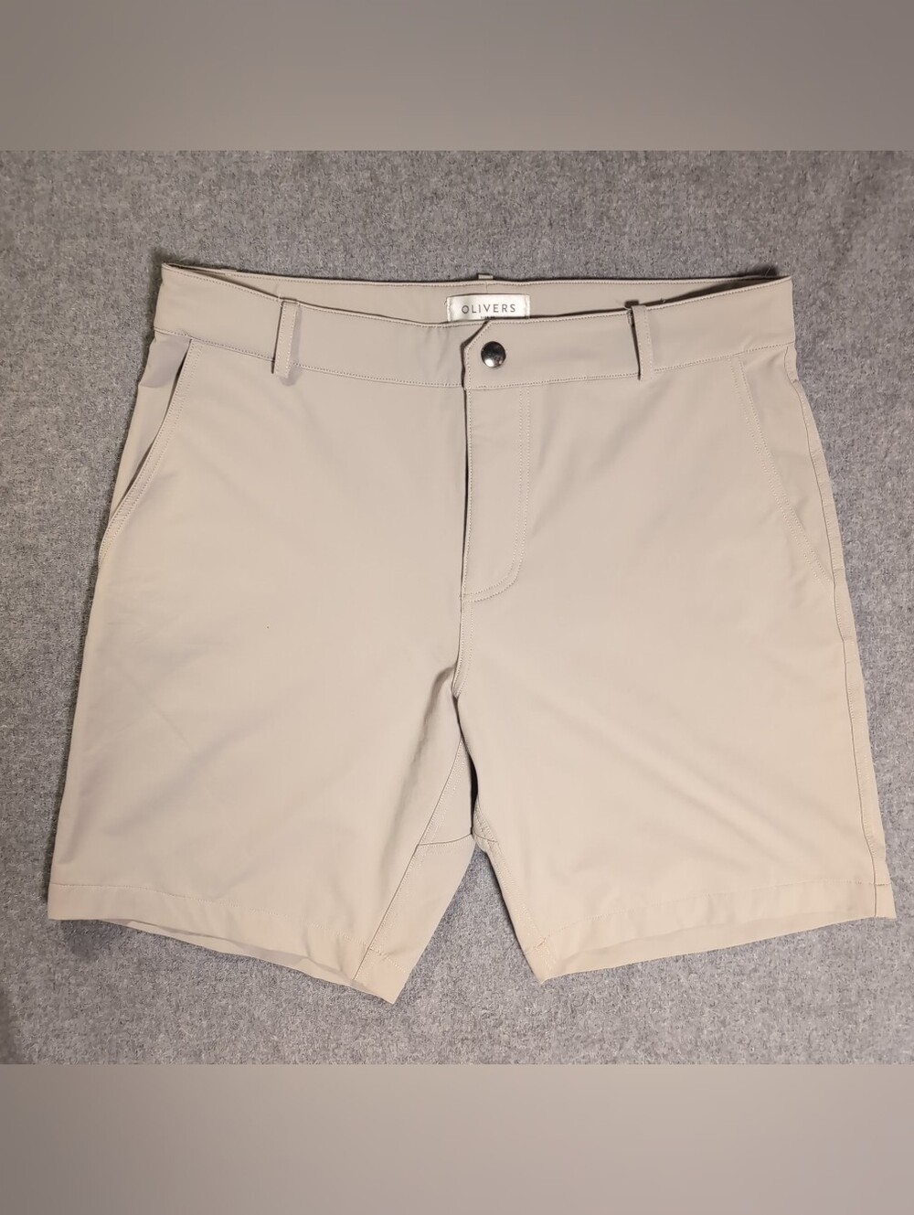 OLIVERS Apparel Mens Size 32 Beige Performance Golf Activewear Shorts 7.5 Inseam